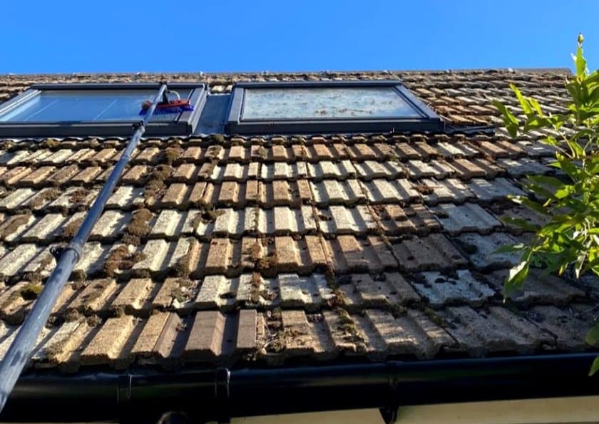 Skylight cleaning before cleaning