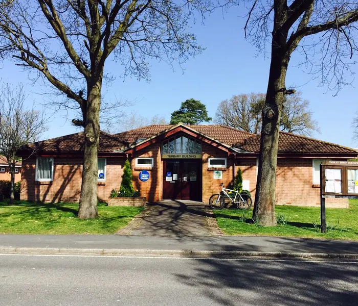 Tadley town centre — window cleaning by Andy Jones